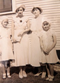 Hazel, Jackie, Ruby, and Jinx, 1933